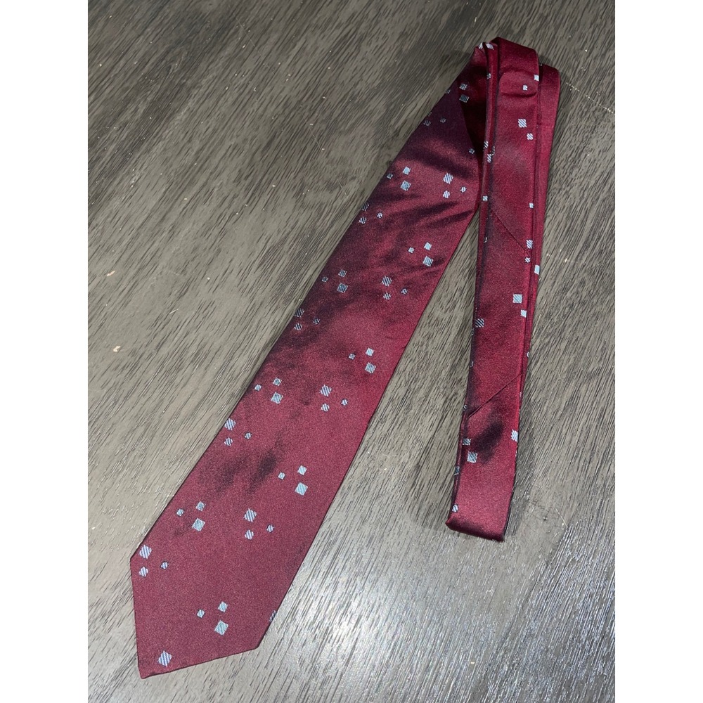 Christian Dior Mens OS Burgundy Silk Square Pattern Geometric Necktie USA Made